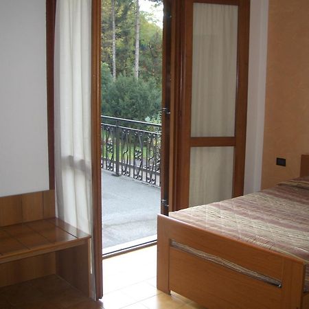 Albergo Il Castellino Boario Terme Exterior foto